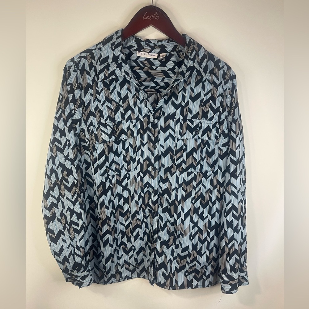 Rebecca Malone long sleeve button Down pattern blouse .